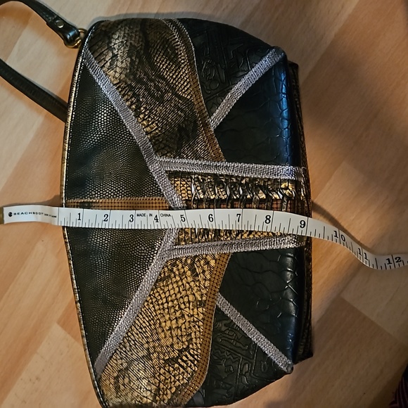 📢2 for $20  Retro 80s Gold, brown purse. - Picture 10 of 10